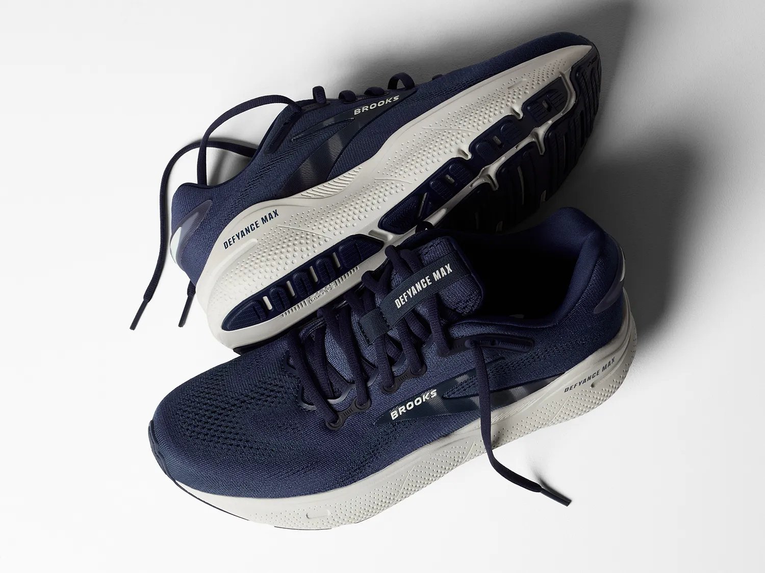 Defyance Max Running Shoe