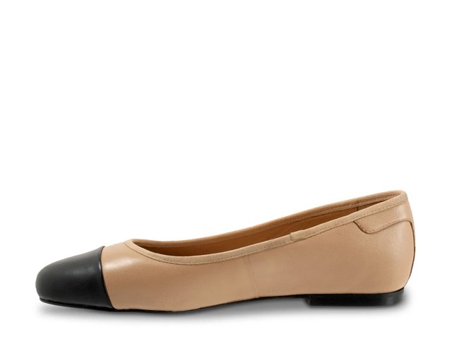 Trotters Clara Ballet Flat - Free Shipping | DSW