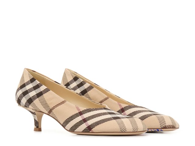 BURBERRY★素敵！BABY PUMP 45 QUILTED LEATHER PUMPS Burberry Baby Pump - Free Shipping | DSW
