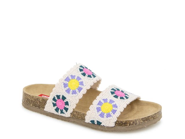 Monica Sandal
