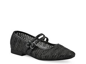 BAZAAR掲載【Steve Madden】VINETTA エナメルメリージェーン 黒 Steve Madden Vinetta Mary Jane Flat - Free Shipping | DSW