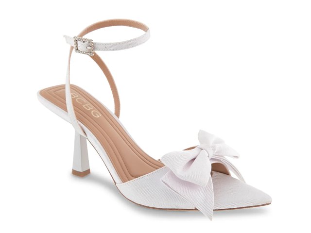 BCBGeneration Ilana Pump