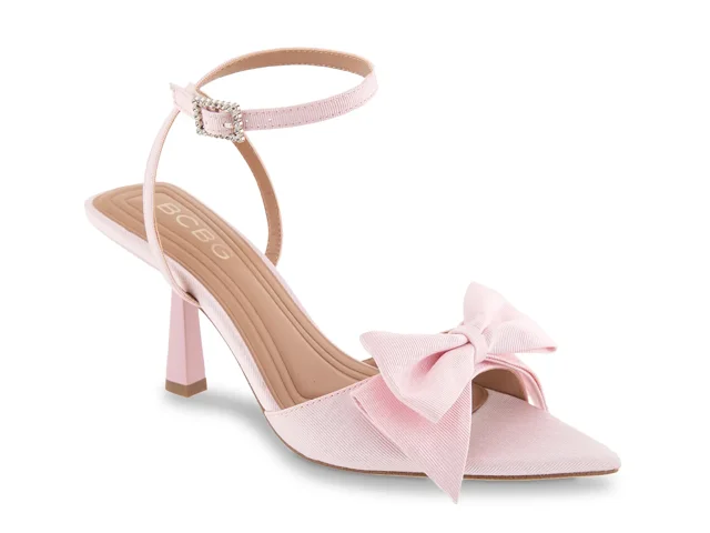 BCBGeneration Ilana Pump