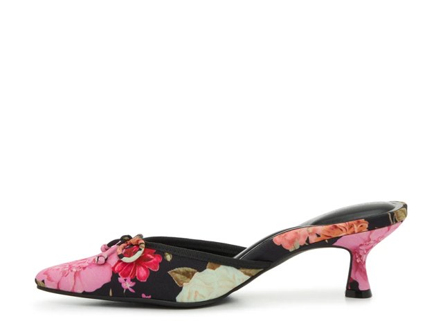 Kelly & Katie Sashia Pump
