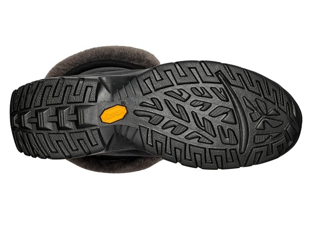 UGG Butte Quilted Waterproof Snow Boot - Free Shipping | DSW