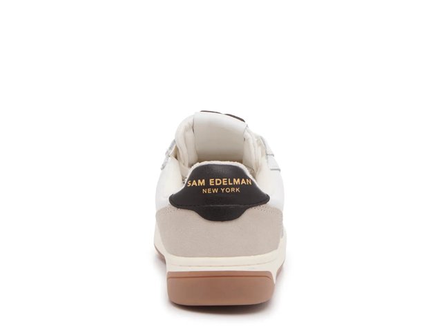 Harper Sneaker