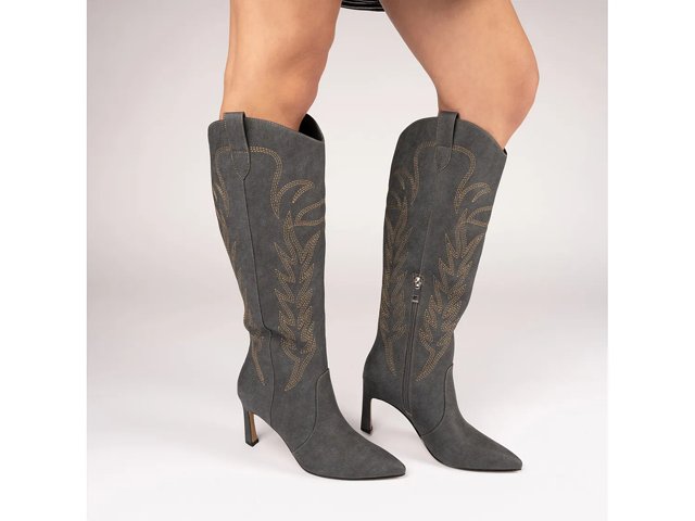 Journee Laramie Boot