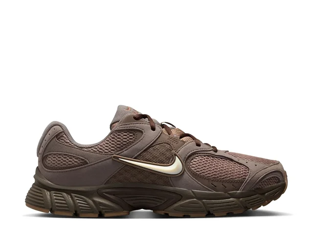Nike V5 RNR Sneaker - Men's - Free Shipping | DSW