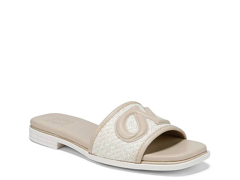 ★Steve Madden★新作★大人気★RUNWAY RHINESTONES★サンダル ☆Steve Madden☆新作☆大人気☆RUNWAY RHINESTONES☆サンダル Ω