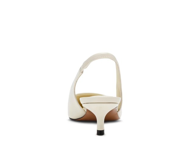 Steve Madden Kittie Pump