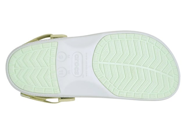 Crocs Classic Turbo Clog - Men's - Free Shipping | DSW