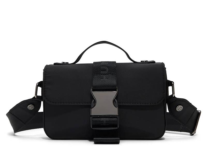 【関税＆送料込み】Bottega Veneta Shoulder bags Bottega Veneta Zip Leather Pouch Shoulder Bag | Neiman Marcus