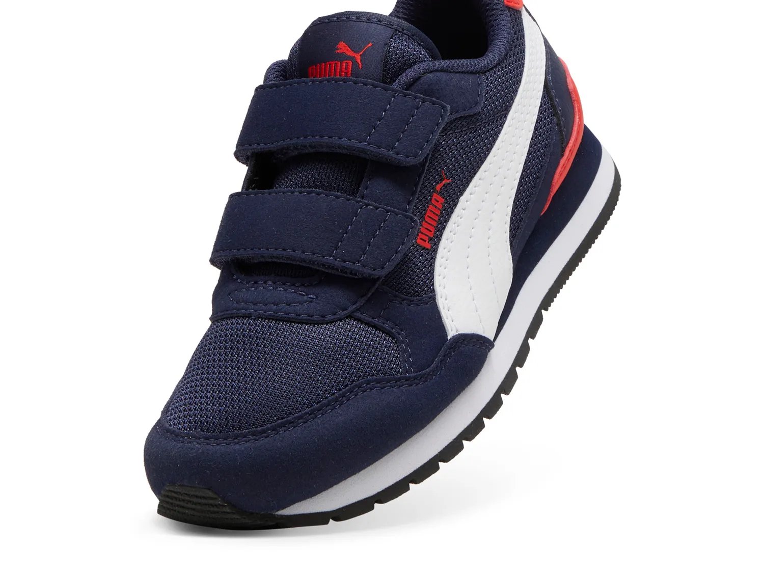 ST Runner v4 Sneaker