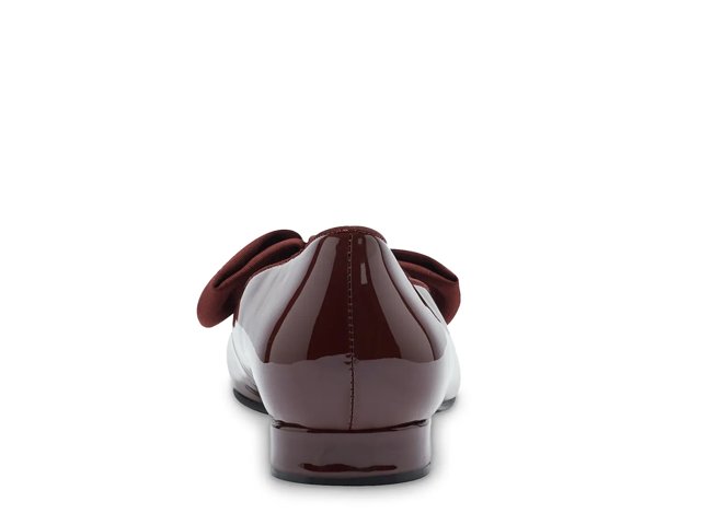 Bandolino Auggie Flat