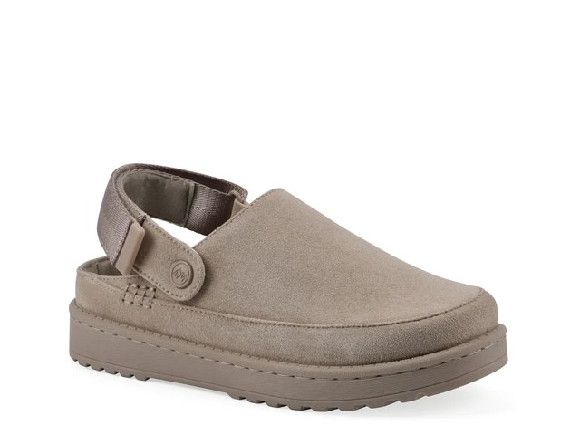 White Mountain Icebound Clog - Free Shipping | DSW
