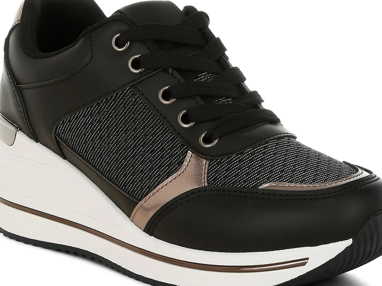 Vespera Sneaker