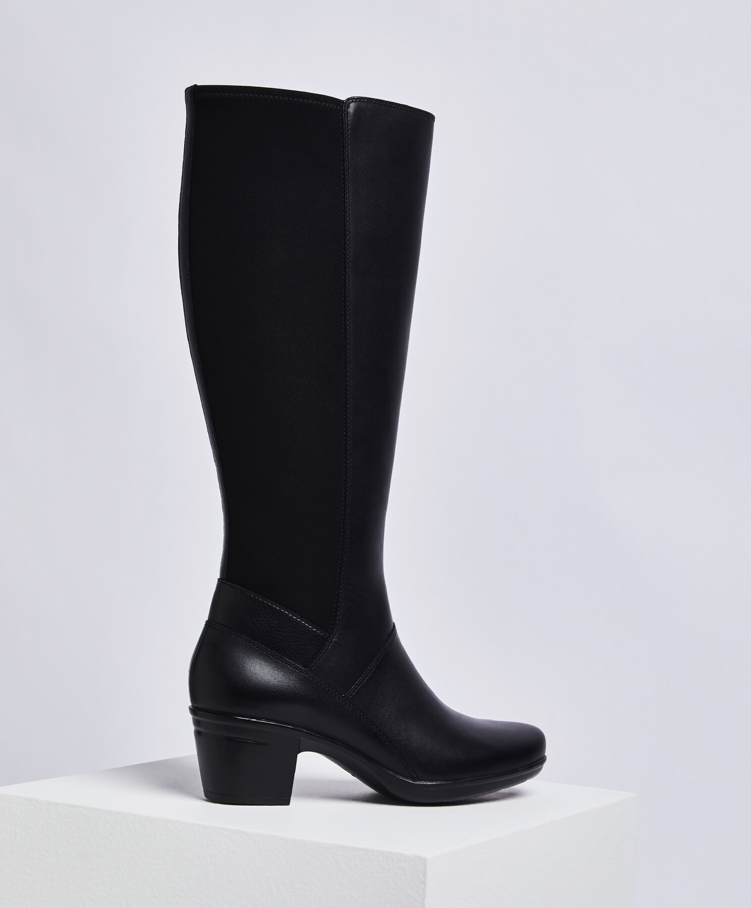 womens knee high boots clearance