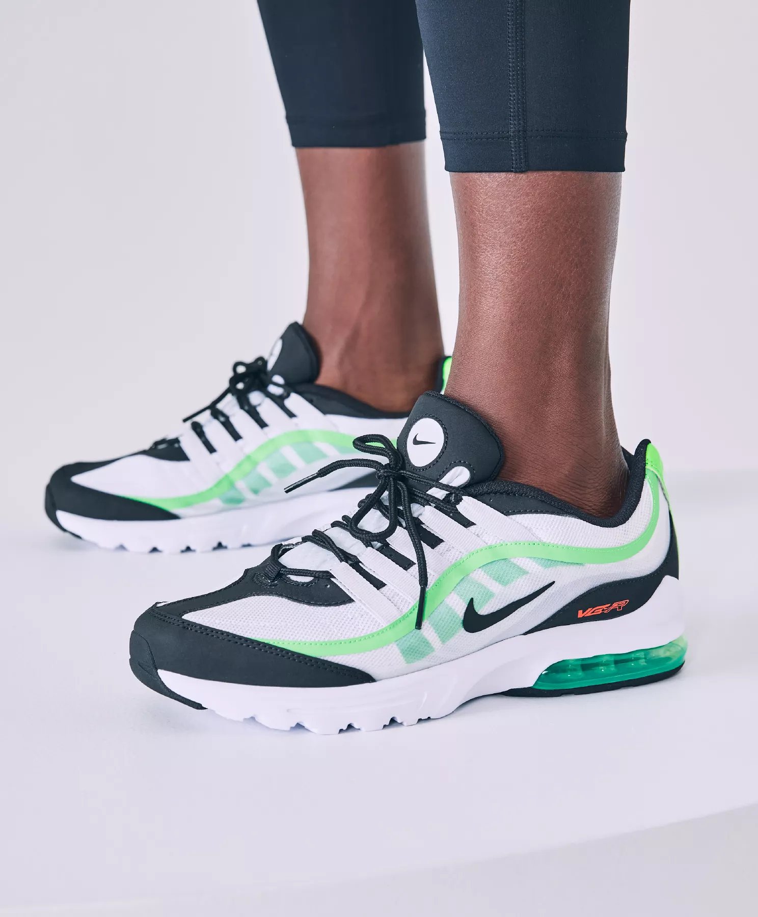 dsw womens tennis shoes nike