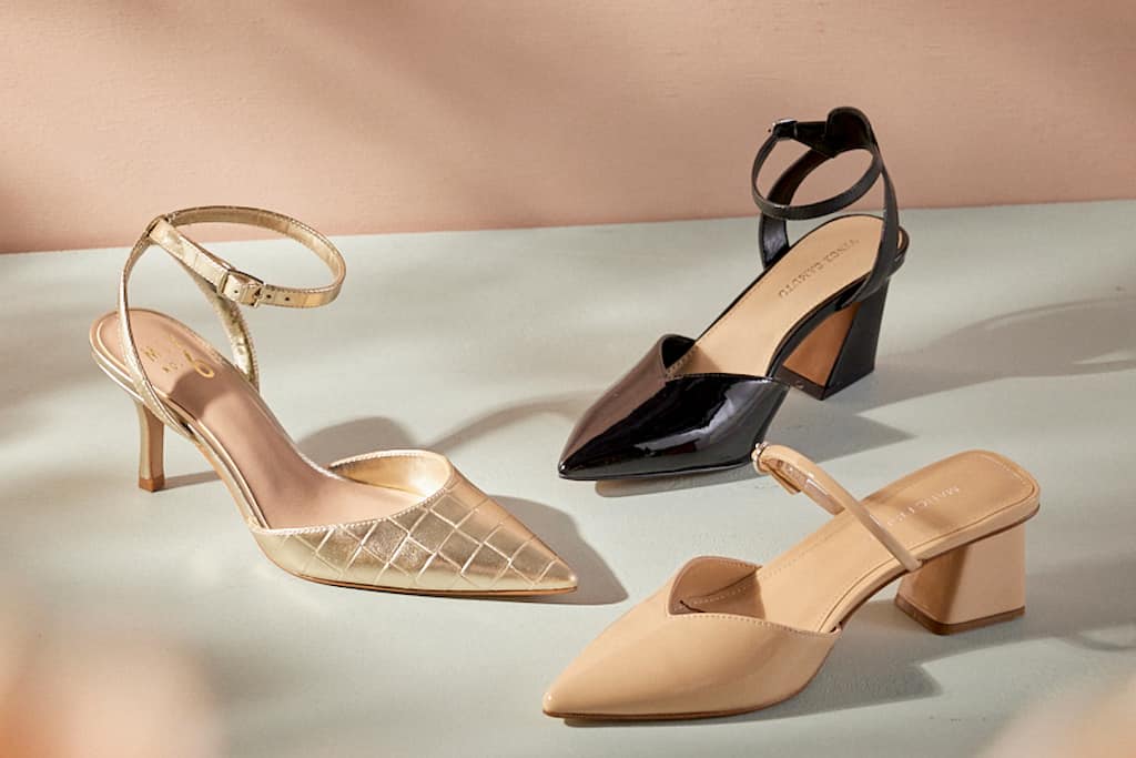 28 Shoes For Beach Wedding Guests: These Sand-Friendly Styles Are Perfect  for a Seaside Ceremony