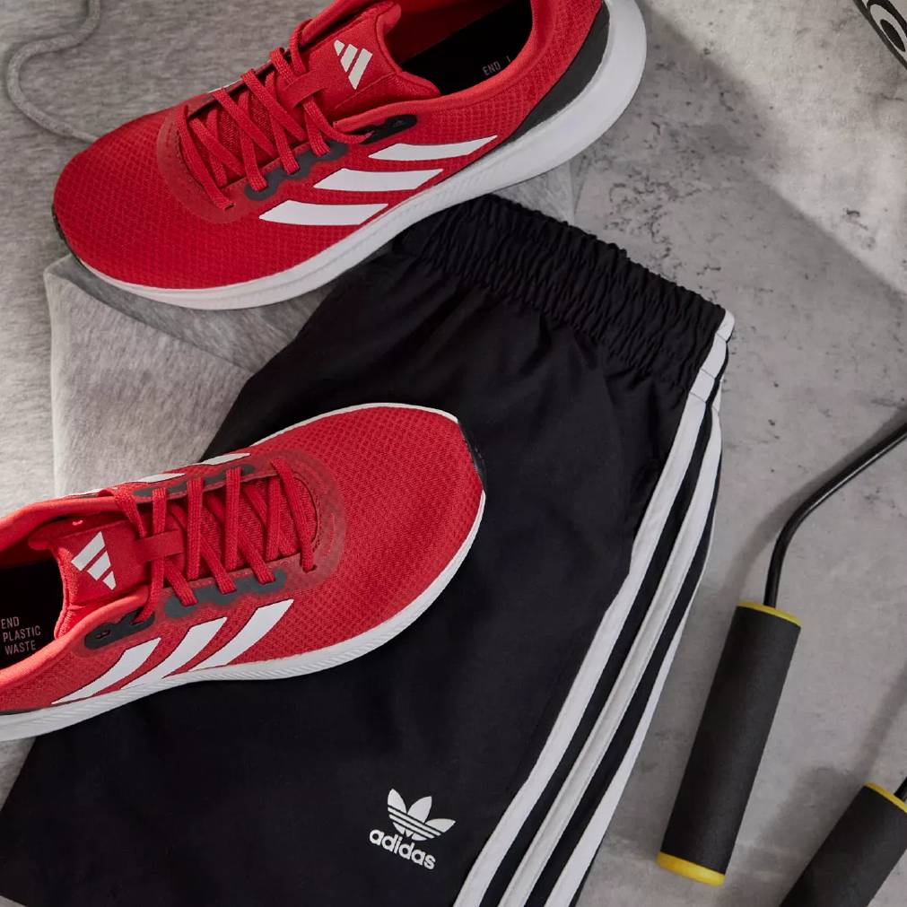 adidas Sportswear Shoes & Clothes in Unique Offers