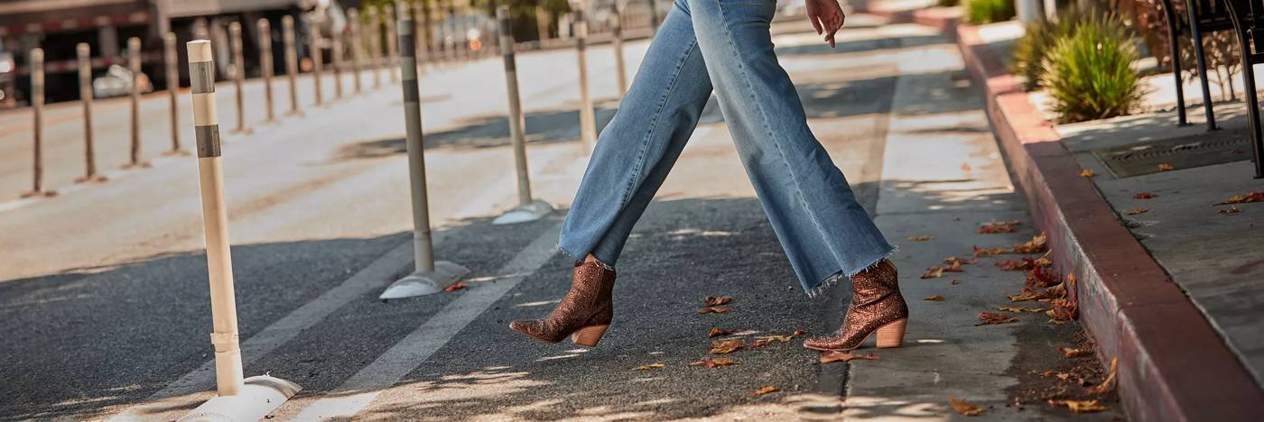 Denim boots hot sale dsw