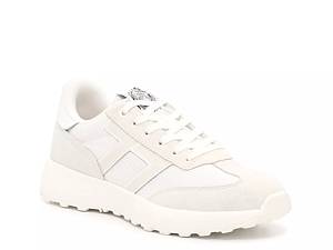 White sneakers hot sale clearance