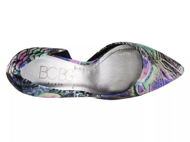 bcbg jaze pump