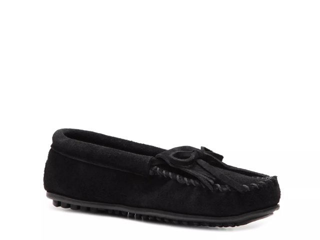 Minnetonka kilty moccasins deals
