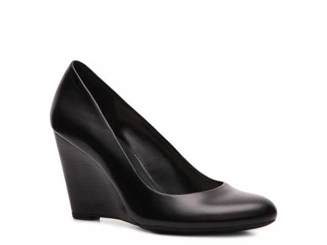 Franco sarto helio wedge pump 2025