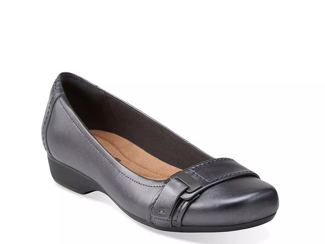 Clarks blanche top