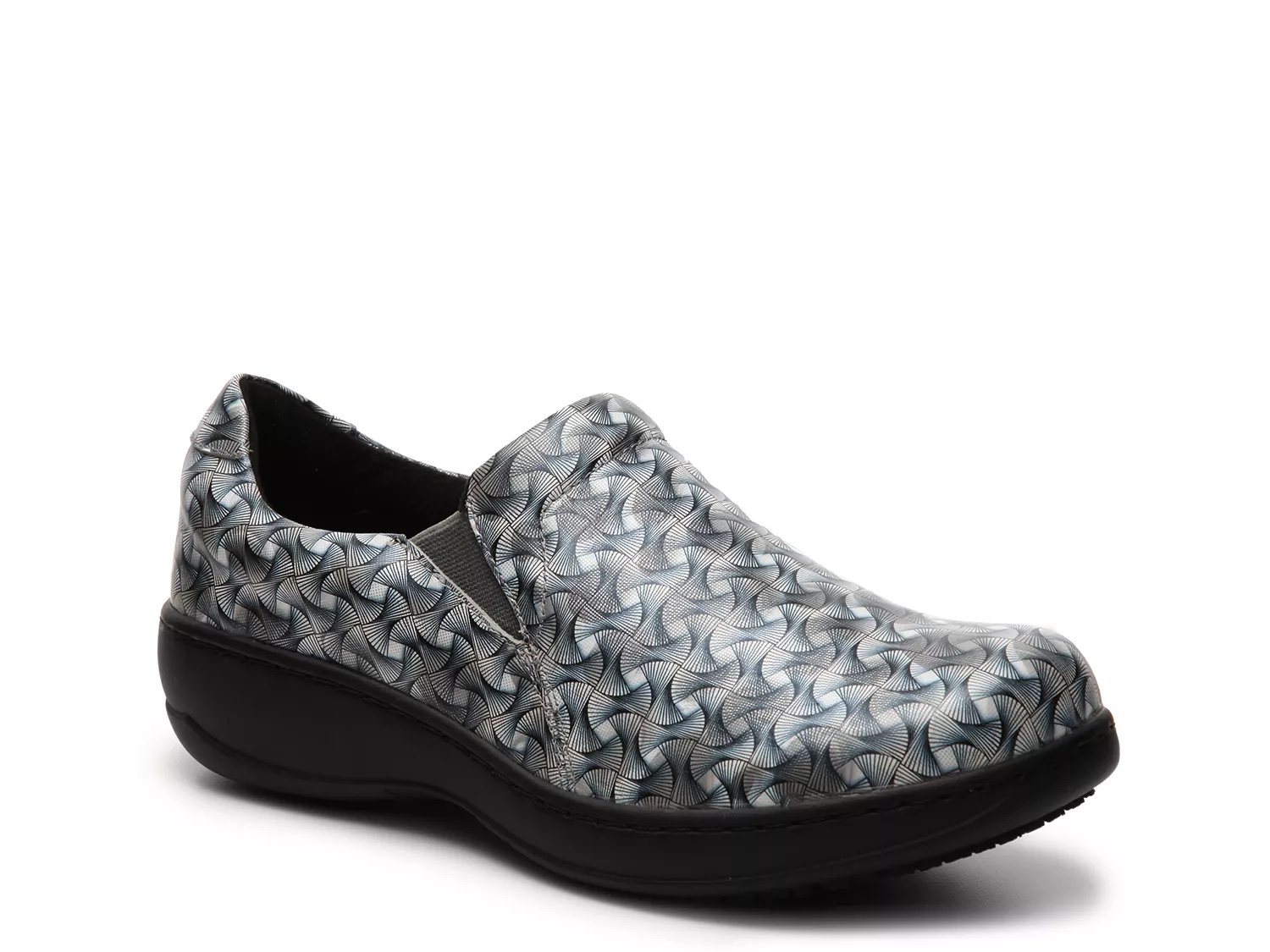 dsw shoes slip resistant