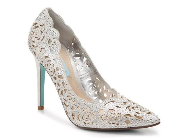Betsey johnson hot sale elsa pump