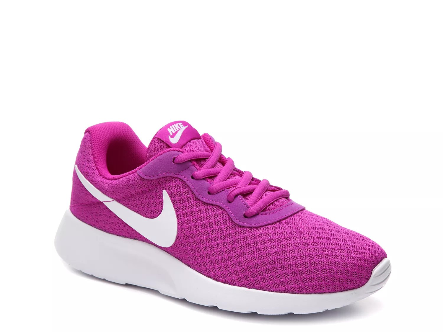 Nike tanjun clearance sneakers womens