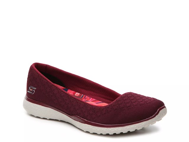 Skechers 2025 flats dsw